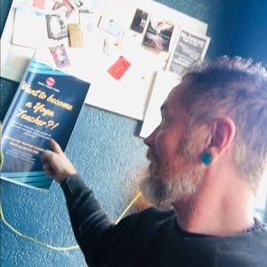 Meet your Posher, Jason